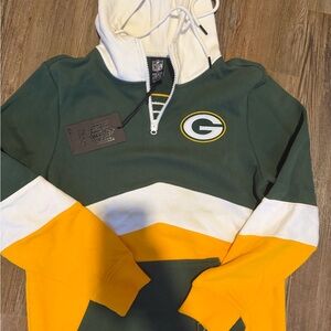 Women’s Green Bay Packers half zip